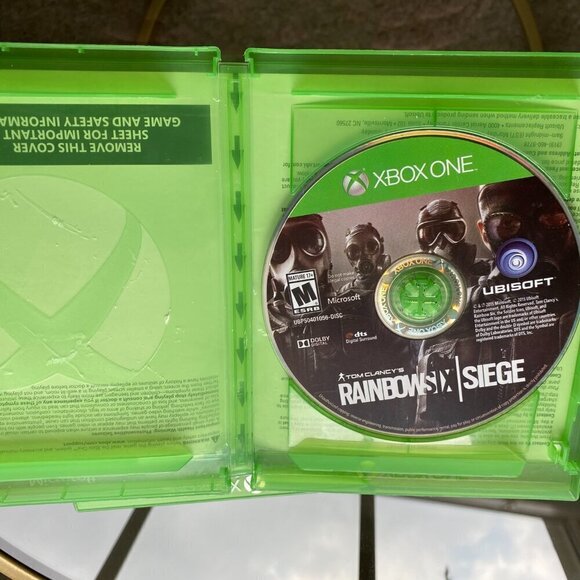TOM CLANCY'S RAINBOW SIX SIEGE - XBOX ONE - Picture 3 of 4